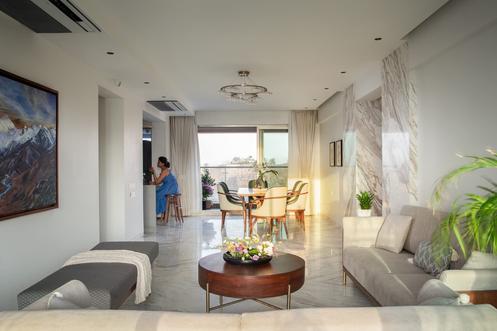 Arc of Elegance: A Curved Masterpiece of Modern Luxury and Practical Living in Mumbai By Pree D’Fine — interior design by featured studio in  Powai, Mumbai