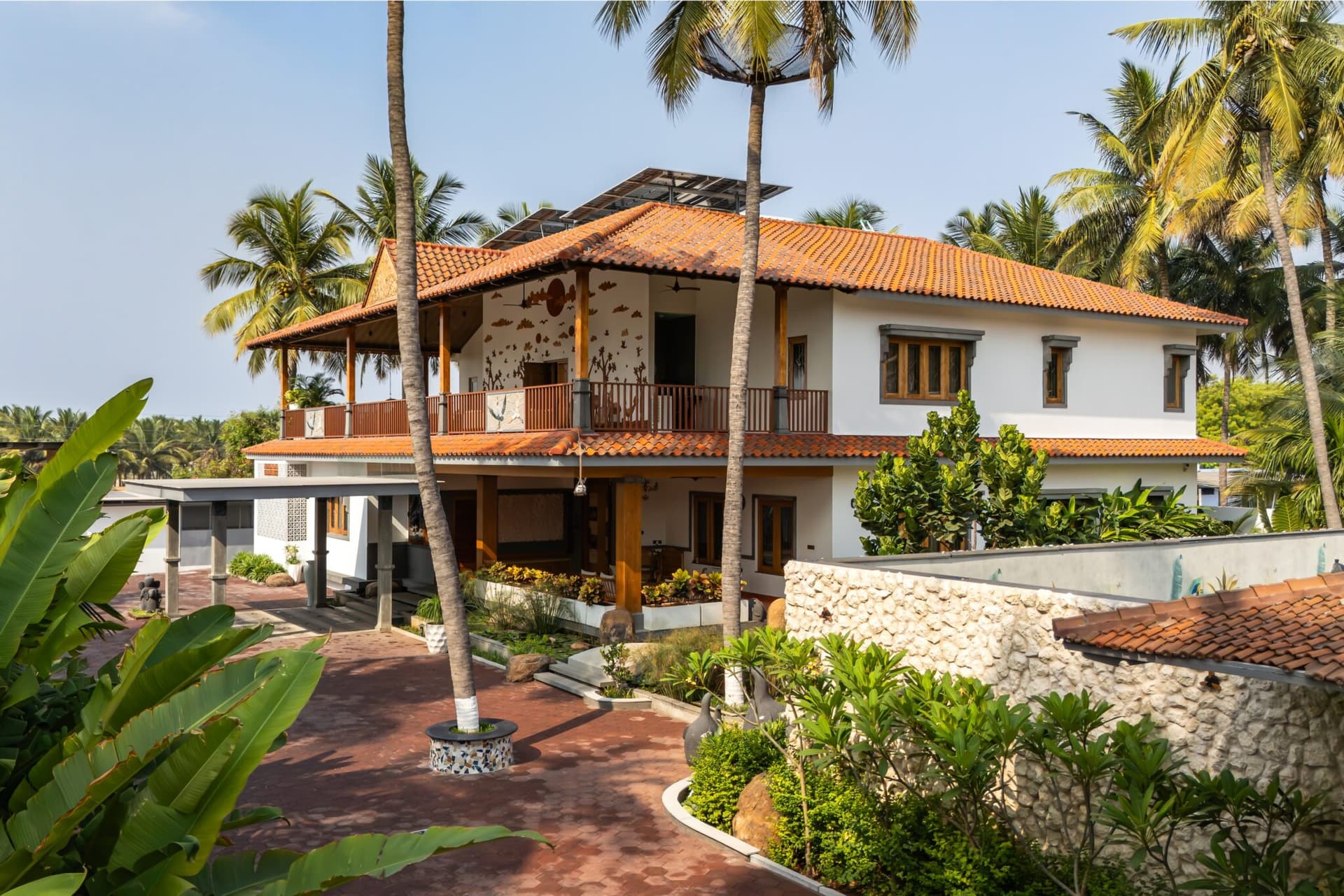 The Layered House: A Tamil Nadu Home Where Craft Writes the Narrative — Vishwakarma Design Studio, Tamil Nadu, India