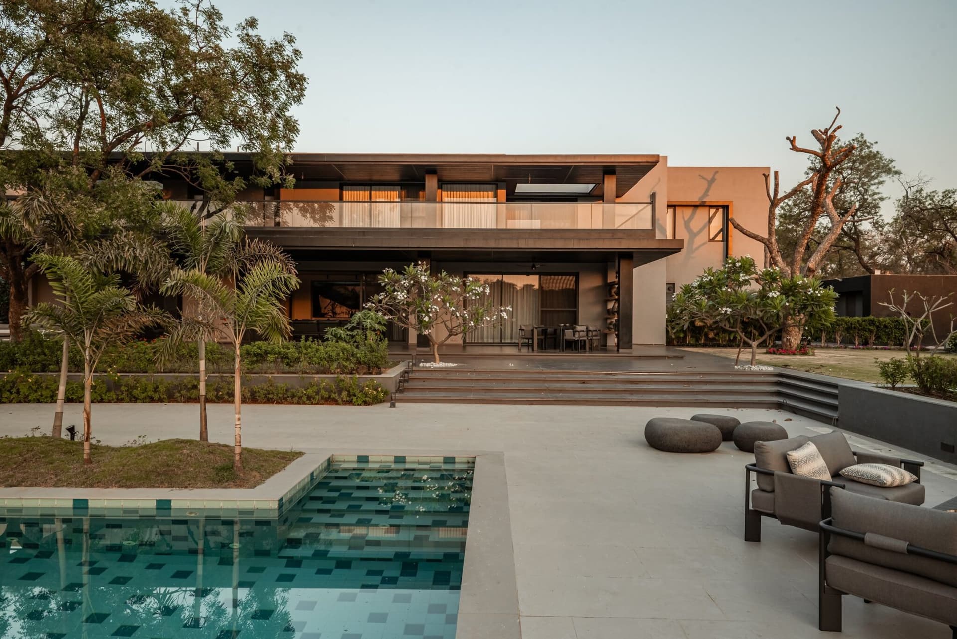 Shashvat Villa: A Vadodara Residence Where Stillness Becomes the Architecture — The Crossboundaries, Vadodara, Gujarat, India