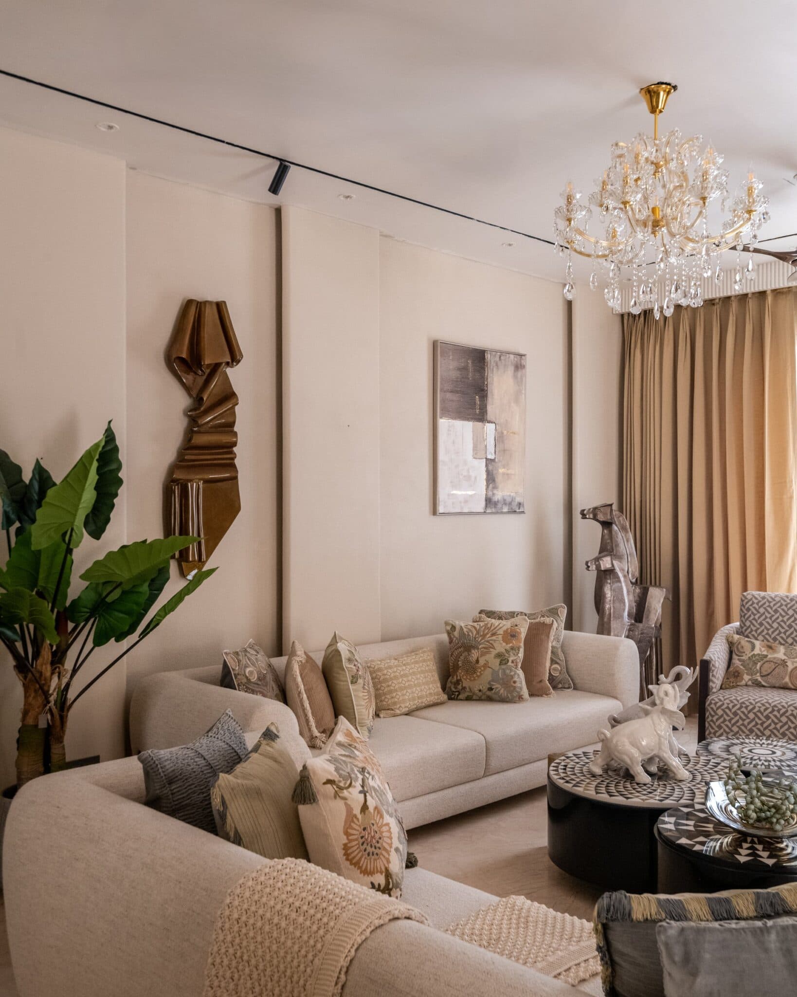 Timeless Touch: A Gurugram Villa Where Classical Elegance Meets Contemporary Restraint, Tanvi Design Group, Emaar Marbella, Gurugram, Delhi-NCR